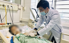 Cứu sống cô gái bị vật nhọn đâm thấu tim, phổi