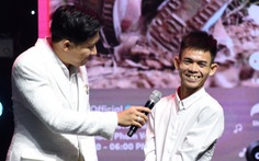 Chàng trai chăn bò Sô Y Tiết nhận giải truyền cảm hứng Tik Tok Awards