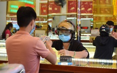 Vàng trong nước cao hơn thế giới 4,75 triệu đồng/lượng, USD tự do đi lên