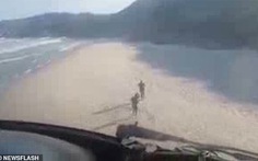 Brazil dùng trực thăng tạo ‘bão cát’ đuổi du khách khỏi bãi biển