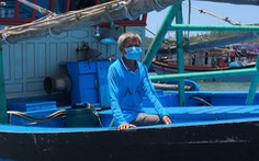 Ngư dân Việt Nam cứu một người Philippines trôi dạt 17 ngày đêm, chỉ ăn rong biển