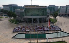 Bà Rịa - Vũng Tàu biểu dương công chức tiêu biểu trong lễ chào cờ hằng tháng