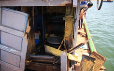 Trung Quốc dùng vũ lực ép thuyền trưởng tàu cá Việt Nam lăn tay, tịch thu hải sản, ngư cụ