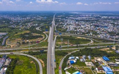 PGS.TS Trần Hoàng Ngân: Giao thông thiếu kết nối làm đội chi phí logistics