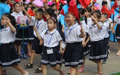 Hà Nội: Học sinh không diễu hành từ cổng vào trường trong khai giảng