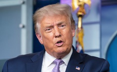 Facebook, Twitter gỡ bài đăng 'trẻ em gần như miễn dịch với virus corona' của ông Trump