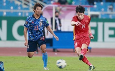 Có khán giả, tuyển Việt Nam đã 'cháy' hết mình, chơi mạo hiểm tuyệt đẹp