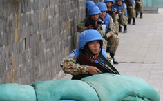 Chiến sĩ 'mũ nồi xanh' huấn luyện trước khi lên đường tham gia gìn giữ hòa bình