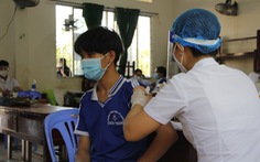 Kiên Giang: Người chưa tiêm vắc xin sẽ bị hạn chế dự tuyển vào làm việc ở các KCN