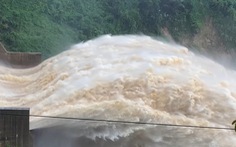 Nhiều thủy điện thượng nguồn Quảng Nam xả nước điều tiết đón mưa lớn