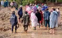 Quảng Nam: Người dân chung tay khắc phục sạt lở ở miền núi