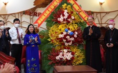Trưởng Ban Dân vận trung ương thăm, chúc mừng Tòa giám mục Xuân Lộc