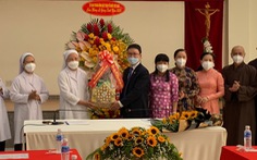 Đại diện MTTQ Việt Nam thăm, chúc mừng Giáng sinh các cơ sở tôn giáo tại TP.HCM