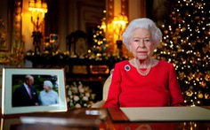 Nữ hoàng Anh: Rất nhớ 'ánh mắt tinh nghịch' của Hoàng thân Philip trong thông điệp Giáng sinh
