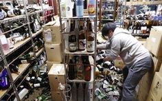 Động đất 7,3 độ Richter tại Nhật, đất đá phủ cả cao tốc, 1 triệu người chịu cảnh mất điện