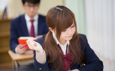 Nhiều trường trung học ở Tokyo cấm học sinh nhuộm tóc