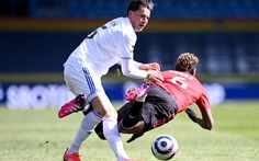 Hòa Leeds, Man United 'dâng' ngôi vương cho Man City