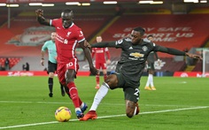 M.U và cơ hội đẩy Liverpool xuống... vũng bùn