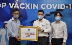 ĐH Nguyễn Tất Thành trao 50 triệu đồng 'Cùng Tuổi Trẻ góp vắc xin COVID-19'