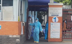 TP.HCM: Hai nhân viên Bệnh viện quận Tân Phú nghi mắc COVID-19