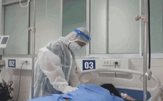 Vào nơi ‘chia lửa’ điều trị bệnh nhân COVID-19 ở Củ Chi