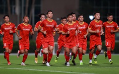 Bộ Y tế yêu cầu không tụ tập, tổ chức xem đội tuyển Việt Nam đá vòng loại World Cup 2022