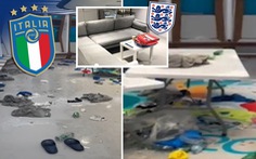 Phòng thay đồ của tuyển Ý sau trận chung kết với Anh đầy rác, quần áo và chai bia
