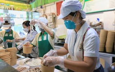 Hàng ngàn suất phở ngon đến với bệnh viện dã chiến