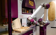 Cửa hàng pizza chỉ toàn robot phục vụ
