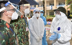 Thủ tướng Phạm Minh Chính đề nghị đảm bảo lương thực cho người dân 'vùng đỏ'