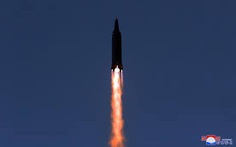 Hàn Quốc: Triều Tiên phóng hai tên lửa đạn đạo