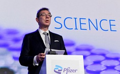Lãnh đạo Pfizer: Tiêm định kỳ năm hợp lý hơn vài tháng lại tiêm nhắc