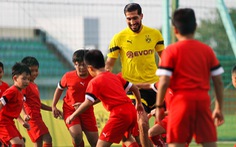 Cầu thủ nhí Việt Nam 'đánh bại' các danh thủ Borussia Dortmund