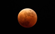 Đông Á và Bắc Mỹ ngắm trăng máu đêm nay 8-11