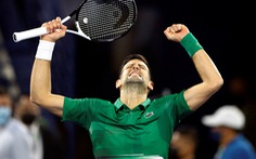 Novak Djokovic thắng trận đầu tiên trong năm 2022