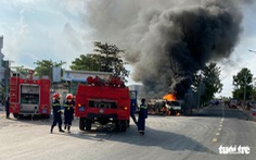 Bộ trưởng Nguyễn Văn Thể biểu dương tài xế dũng cảm lái xe bồn đang cháy ra khỏi cây xăng