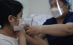 Nhiều quận, huyện ở Hà Nội chưa tiêm cho trẻ 5 - 12 tuổi trong ngày 17-4