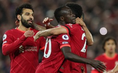 Đè bẹp Man United 4-0, Liverpool tạm chiếm ngôi đầu bảng
