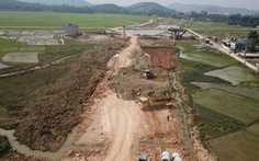 Cao tốc Bắc - Nam qua Nghệ An còn hơn 1km ‘chưa sạch’