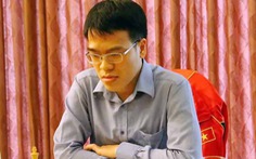 Đánh bại Foreest, Quang Liêm qua mặt ‘vua cờ’ Magnus Carlsen