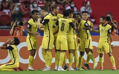 Thắng Lào 3-1, U23 Malaysia vươn lên dẫn đầu bảng B