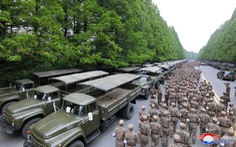 Triều Tiên huy động lực lượng quân đội, nhân viên y tế hùng hậu để chống COVID-19