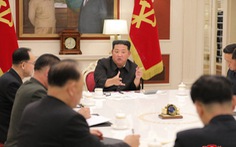 Ông Kim Jong Un phê bình các quan chức chống dịch non kém