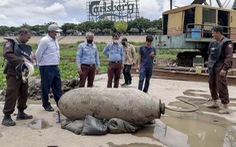 Campuchia phát hiện bom nặng hơn 900kg dưới sông trước Cung điện Hoàng gia