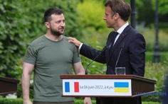 Ông Macron: Phương Tây không gửi máy bay và xe tăng cho Ukraine