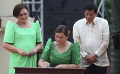 Con gái ông Duterte nhậm chức phó tổng thống Philippines