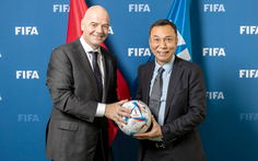 Chủ tịch FIFA Gianni Infantino tiếp quyền chủ tịch VFF Trần Quốc Tuấn tại Paris