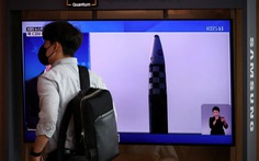 Triều Tiên phóng tên lửa sau khi đặc phái viên của Mỹ rời Seoul