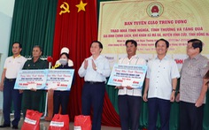 Trưởng Ban Tuyên giáo trung ương thăm, tặng quà cho 200 gia đình tại Đồng Nai