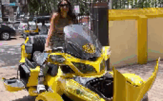 Cô gái lái ‘siêu xe máy’ gây sốt cộng đồng mạng: Giá đủ mua BMW 3-Series mới